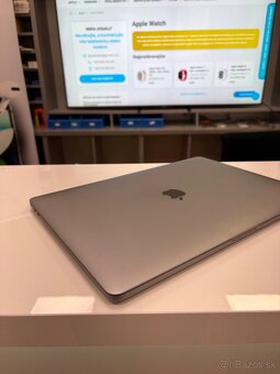 Apple MacBook Pro 15 512GB-Nová batéria - 3