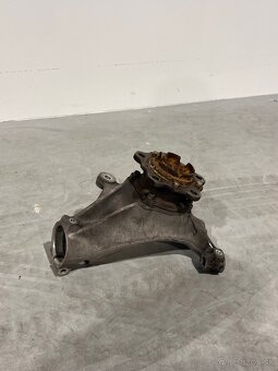 BMW F80 otočná tehlica, predná lavá strana. - 3