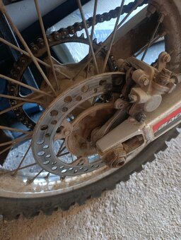 Honda CBR 450 R - 3