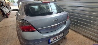 Astra H GTC - 3
