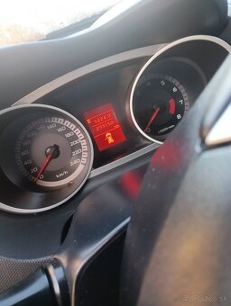 Predám Mitsubishi Outlander - 3