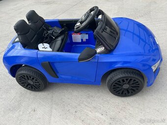 Audi R8 spyder - nabijanie cca 8-10hod - použitie cca 1-2hod - 3