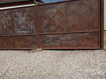 Predám dvojkrídlová brána + bránička - 3