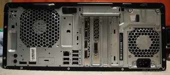 HP EliteDesk 800 G3 - i7-7700K / GTX 1080 8GB - 3