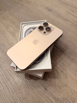 Predam Iphone 16 Pro 256GB Titanium - TOP STAV - 3