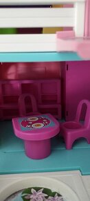 Plastový domček pre bábiky s príslušenstvom - 3