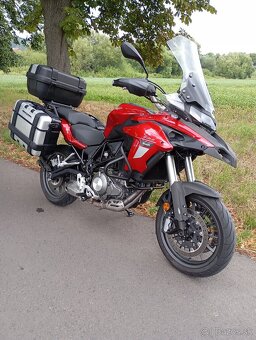 Benelli TRK 502 - 3