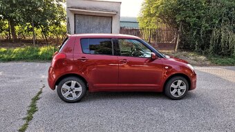 Suzuki swift 1.3 benzín 2010 - 3