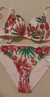 Bikiny s flitrami - 3