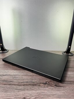 ASUS TUF Gaming / AMD Ryzen 7 7735HS / 32 GB / RTX 4060 - 3