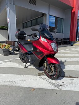 Gilera GP 800 - 3