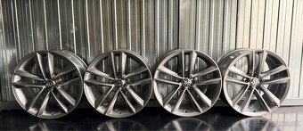 #6 Elektróny originál VW Touareg r19 - 3