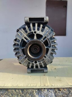 Alternátor Valeo - 3