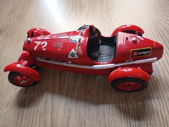 Model auta Alfa Romeo Art 7014 - 3