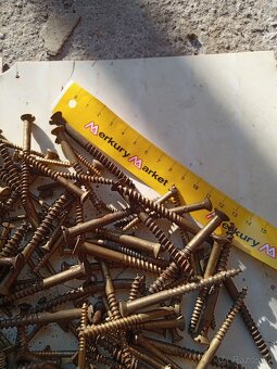 Staré mosadzné šrubky šroby - 3
