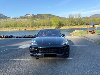 Porsche Cayenne turbo 4.0 v8 404kw - 3