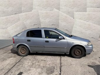Predám náhradné diely na Opel Astra G 1,4benzin - 3
