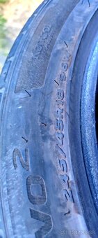 245/45 R18 - 3