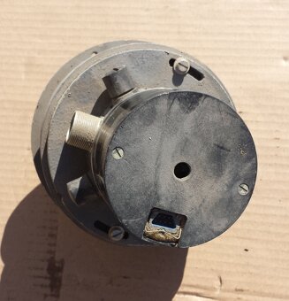 Predám jednosmerný Motor HSM 150 ....24v ....140W - 3