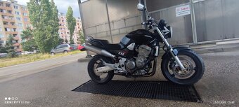 Honda Hornet 900 - 3