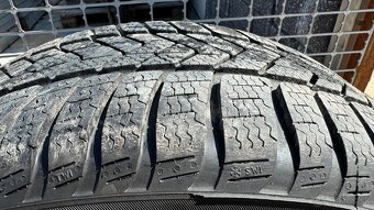 Zimna sada 245/45/18 a 8.5J ET29 oem audi - 3