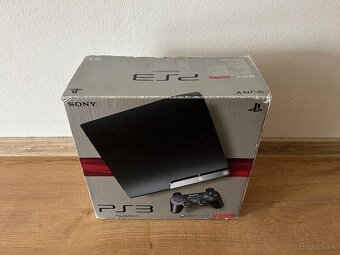 Predám PlayStation 3 Slim + 8 hier + 2x joystick - 3