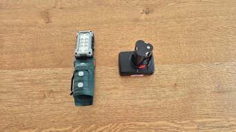 PARKSIDE 12V LED pracovné svetlo + 4Ah 12V Batéria - 3