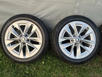 Octavia 4 zimná sada 5x112 r17 - 3