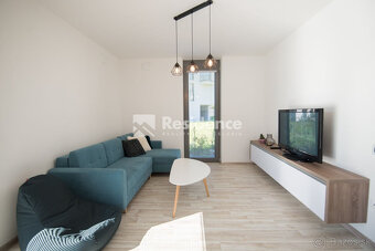 Moderný byt s terasou na prenájom - Victory Port Palúdzka - 3