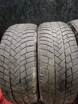 225/55 R17 Pirelli-Vredestein zimne pneumatiky - 3