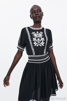 Nové šaty Zara s visačkou - 3