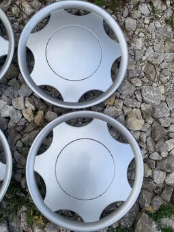 13” puklice zn. Tempo - 3