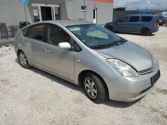Toyota Prius Hybrid Rozpredám - 3