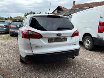 Rozpredam Ford focus 1,6 benzín 110kw - 3