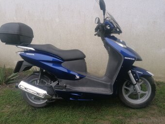 Honda dylan 125ccm - 3