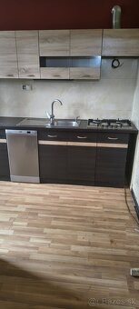 Kuchynská linka - 3