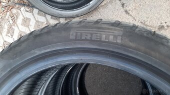 225/45R18 95H  zimne - 3