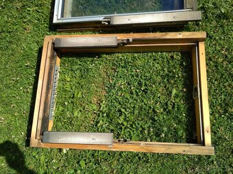 Strešné okno FAKRO 55x78 - 3