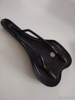 Sedlo Selle italia - 3