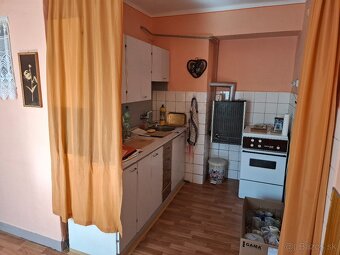 Slnečný byt v centre mesta s parkovaním vo dvore - 3
