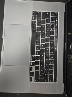 Macbook Pro 16-inch | i9 | 16GB RAM | 512 GB | Touchbar - 3
