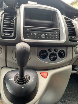 OPEL VIVARO - 3