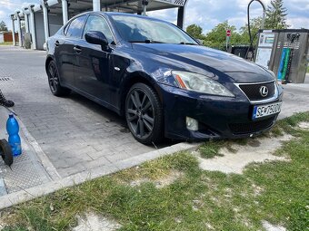 Predam Lexus IS220d auto NEPOJAZDNE - 3