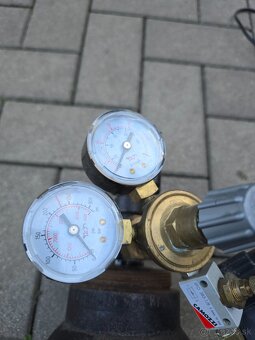 CO₂ set s 5 kg fľašou + kompletné príslušenstvo - 3
