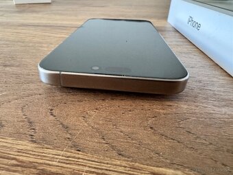 predám iPhone 15 Pro Max 512gb titanium - 3