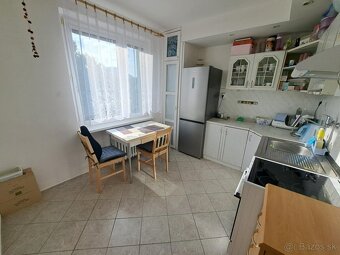 Veľký 2 izbový byt s balkónom, Vrútky - 3