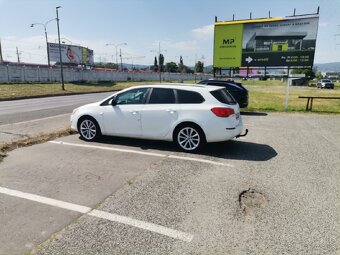 Predám Opel J Sports Tourer 1.7CDTi 92kw - 3