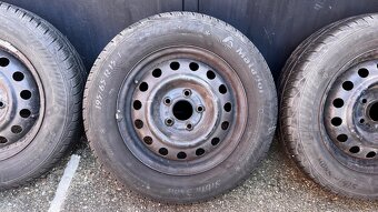 Zimné pneumatiky s plechovými diskami 195/65 R15 - 3