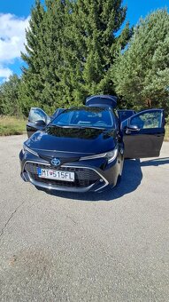 TOYOTA COROLLA combi 2.0 HYBRID - 3