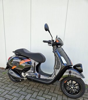 Vespa GTV 300 ABS black 2025 - 3
